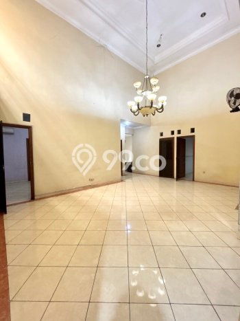 Dijual Rumah Premium dengan Fasilitas Sekitar Lengkap di Tebet, Jakarta Selatan Dijual Rumah Premium dengan Fasilitas Sekitar Lengkap di Tebet, Jakarta Selatan