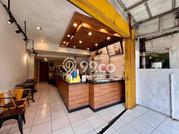 Rumah Mewah Siap Huni LT 325m2 di Tebet, Jakarta Selatan Rumah Mewah Siap Huni LT 325m2 di Tebet, Jakarta Selatan