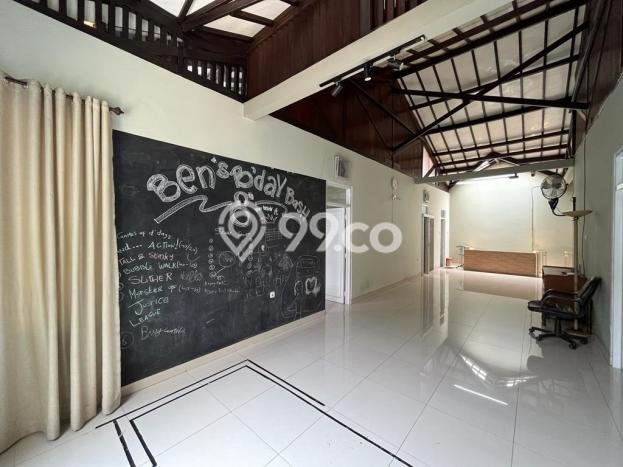 Rumah Mewah Dijual LT 145m2 di Tebet, Jakarta Selatan Rumah Mewah Dijual LT 145m2 di Tebet, Jakarta Selatan
