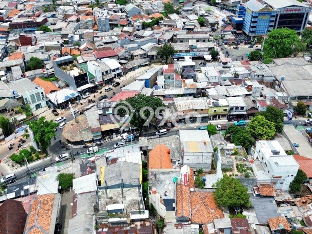 Rumah Mewah Siap Huni LT 325m2 di Tebet, Jakarta Selatan Rumah Mewah Siap Huni LT 325m2 di Tebet, Jakarta Selatan
