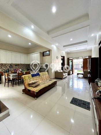 Bisa KPR! Rumah Tebet, Jakarta Selatan, Luas 151m² LB 200m² Bisa KPR! Rumah Tebet, Jakarta Selatan, Luas 151m² LB 200m²