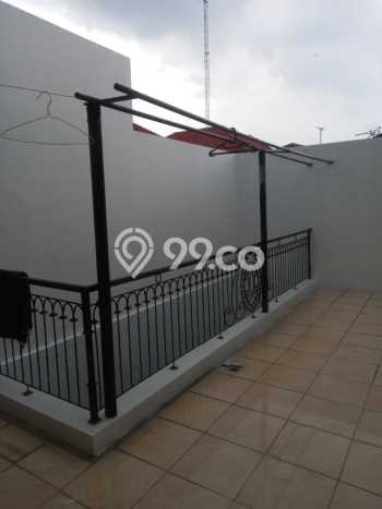 Rumah Elit LB 350m2 Siap Pakai Desain Elegan di BSD Griya Loka, Tangerang Rumah Elit LB 350m2 Siap Pakai Desain Elegan di BSD Griya Loka, Tangerang