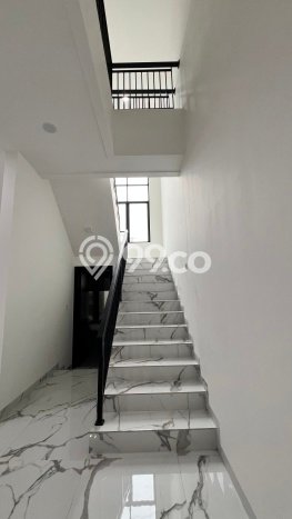 Dijual Rumah Luas Elegan Dengan View Eksklusif di BSD Griya Loka, Tangerang Dijual Rumah Luas Elegan Dengan View Eksklusif di BSD Griya Loka, Tangerang