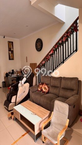 Jual Rumah Luas Megah Dengan View Eksklusif di Gading Serpong, Tangerang Jual Rumah Luas Megah Dengan View Eksklusif di Gading Serpong, Tangerang