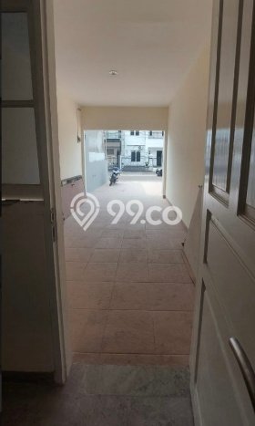 Jual Rumah Mewah Megah Dengan View Cantik di Gading Serpong, Tangerang Jual Rumah Mewah Megah Dengan View Cantik di Gading Serpong, Tangerang