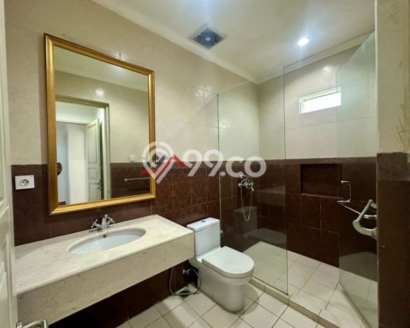 Rumah Elit Modern Siap Huni di Kemang Jakarta Selatan Rumah Elit Modern Siap Huni di Kemang Jakarta Selatan