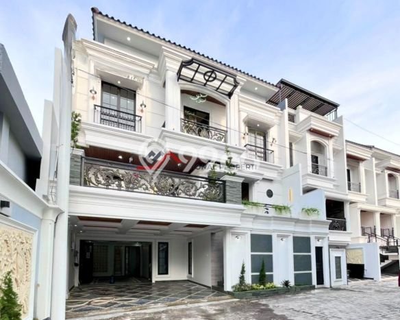 Dijual Rumah Premium dengan Fasilitas Sekitar Komplit di Cilandak, Jakarta Selatan Dijual Rumah Premium dengan Fasilitas Sekitar Komplit di Cilandak, Jakarta Selatan