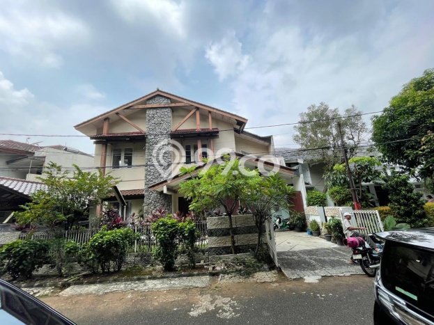 Ready to Use! Premium House LT 331m2 Desain Modern di Lebak Bulus Ready to Use! Premium House LT 331m2 Desain Modern di Lebak Bulus