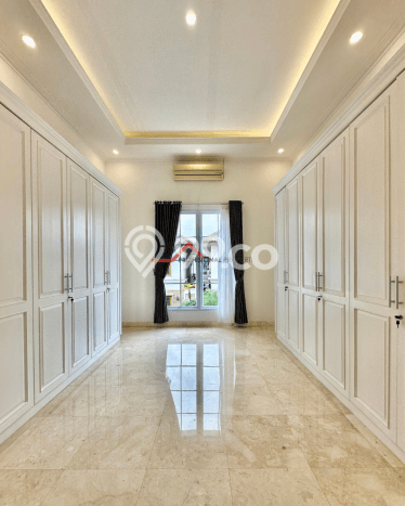 Rumah Eksklusif Dijual LT 446m2 di Cilandak, Jakarta Selatan Rumah Eksklusif Dijual LT 446m2 di Cilandak, Jakarta Selatan