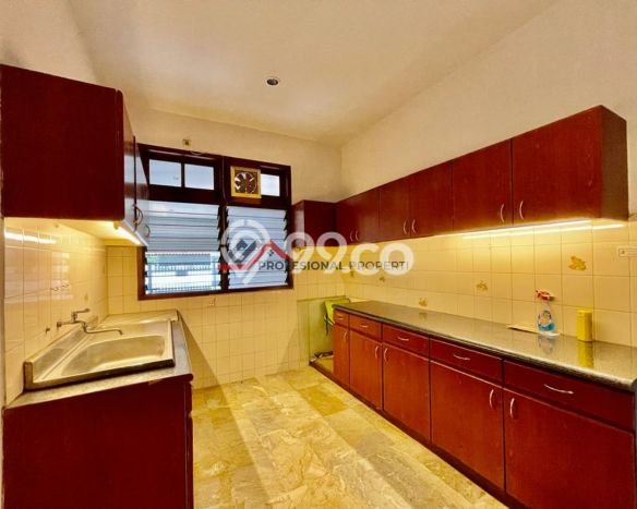 Hunian Mewah LB 235m2 Siap Pakai Desain Elegan di Cipete, Jakarta Selatan Hunian Mewah LB 235m2 Siap Pakai Desain Elegan di Cipete, Jakarta Selatan