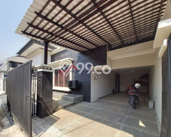 For Sale! Premium House LT 215m2 Desain Elegan di Cipete For Sale! Premium House LT 215m2 Desain Elegan di Cipete