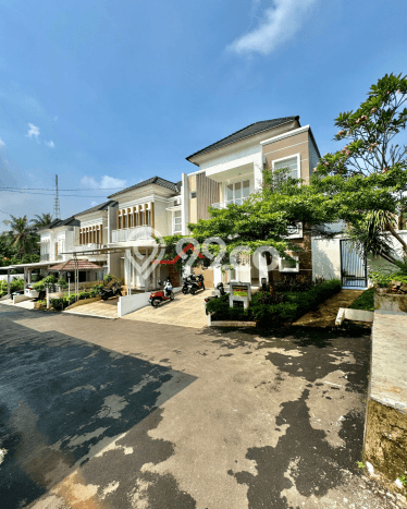 Dijual Rumah Premium dengan Fasilitas Sekitar Komplit di Cilandak, Jakarta Selatan Dijual Rumah Premium dengan Fasilitas Sekitar Komplit di Cilandak, Jakarta Selatan