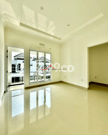 Dijual Rumah Premium dengan Fasilitas Sekitar Komplit di Cilandak, Jakarta Selatan Dijual Rumah Premium dengan Fasilitas Sekitar Komplit di Cilandak, Jakarta Selatan