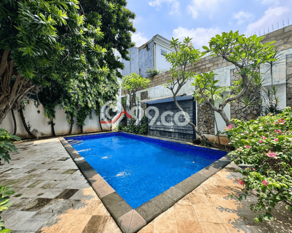 Rumah Elit Modern Siap Huni di Cipete Jakarta Selatan Rumah Elit Modern Siap Huni di Cipete Jakarta Selatan