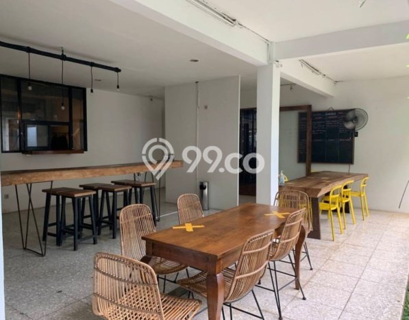 Jual Rumah Luas Megah Dengan View Eksklusif di Kemang, Jakarta Selatan Jual Rumah Luas Megah Dengan View Eksklusif di Kemang, Jakarta Selatan