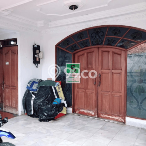 Ready to Use! Luxury House LT 317m2 Desain Elegan di Tanah Kusir Ready to Use! Luxury House LT 317m2 Desain Elegan di Tanah Kusir