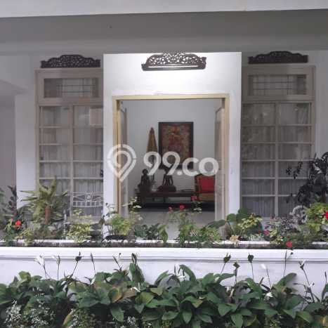 Rumah Elit Modern Tanpa Renovasi di Bintaro Tangerang Selatan Rumah Elit Modern Tanpa Renovasi di Bintaro Tangerang Selatan