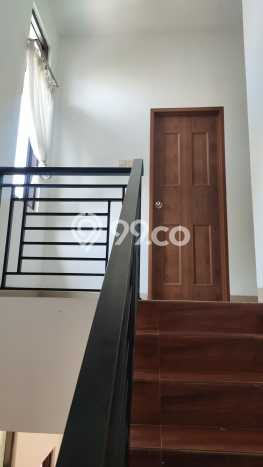 Hunian Cantik Modern Lb 100m2 di Pamulang, Tangerang Selatan Hunian Cantik Modern Lb 100m2 di Pamulang, Tangerang Selatan