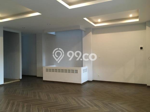 PELUANG EMAS! Ruko di , Luas 400m2m², Pusat Komersial PELUANG EMAS! Ruko di , Luas 400m2m², Pusat Komersial