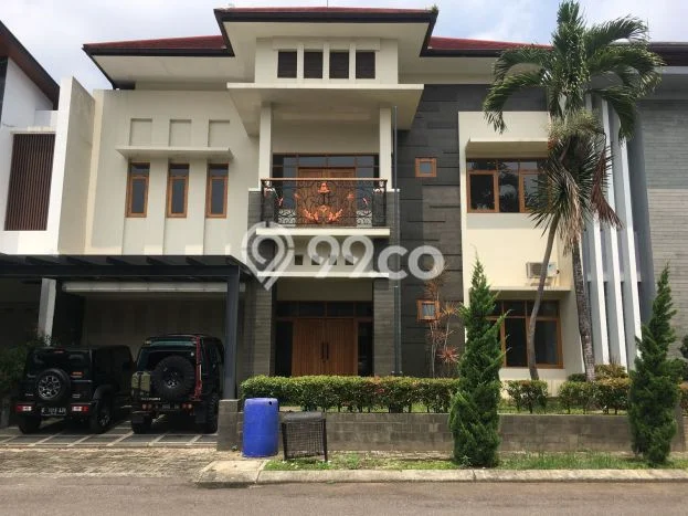 Rumah Minimalis di , Bandung, LT 312m2m² LB 350m2m² Rumah Minimalis di , Bandung, LT 312m2m² LB 350m2m²