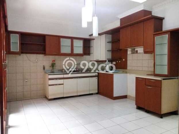 Rumah Elit LB 250m2 Siap Huni Desain Elegan di Sukaluyu, Bandung Rumah Elit LB 250m2 Siap Huni Desain Elegan di Sukaluyu, Bandung