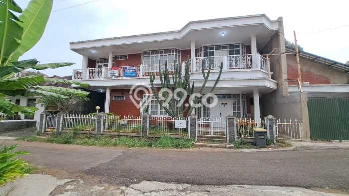 Rumah Luxury Modern Tanpa Renovasi di ciumbuleuit Bandung Rumah Luxury Modern Tanpa Renovasi di ciumbuleuit Bandung