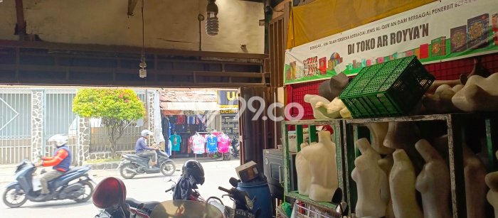 Ruko Premium di , Luas 400m2m², Jalan Utama, Tingkat Keramaian Tinggi Ruko Premium di , Luas 400m2m², Jalan Utama, Tingkat Keramaian Tinggi