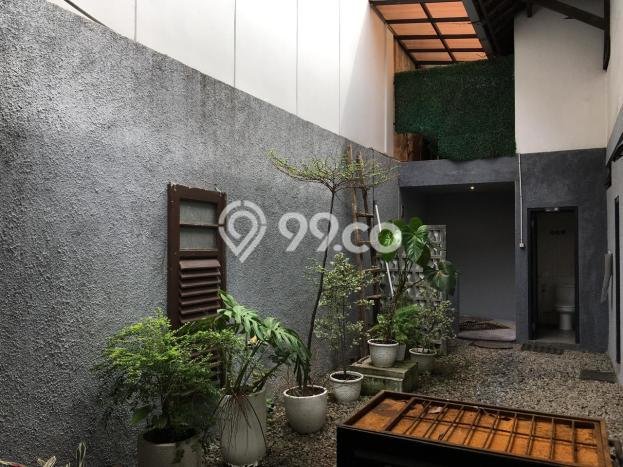 Rumah Elit Modern Siap Huni di Sayap Dago Bandung Rumah Elit Modern Siap Huni di Sayap Dago Bandung