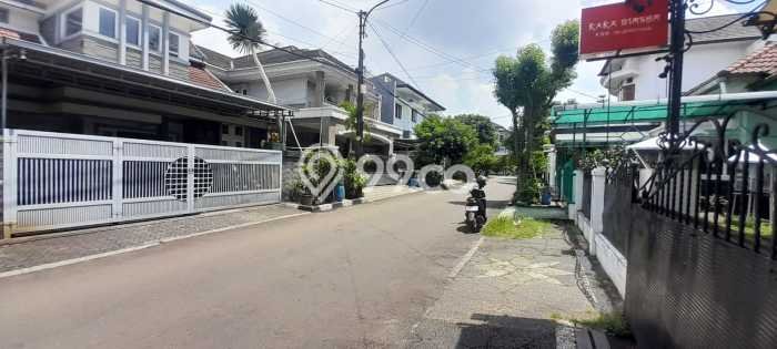 Dijual Cepat Rumah Bagus Siap Huni LB 250m2 di Antapani, Bandung Dijual Cepat Rumah Bagus Siap Huni LB 250m2 di Antapani, Bandung
