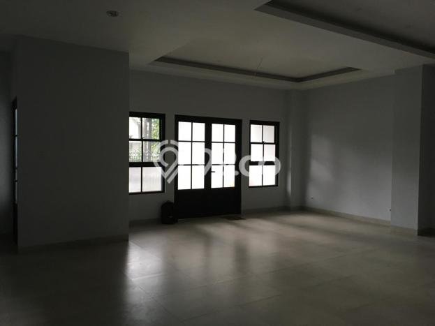PELUANG EMAS! Ruko di , Luas 400m2m², Pusat Komersial PELUANG EMAS! Ruko di , Luas 400m2m², Pusat Komersial