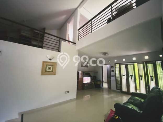 Ready to Use! Premium House LT 239m2 Desain Elegan di Setra Duta Ready to Use! Premium House LT 239m2 Desain Elegan di Setra Duta