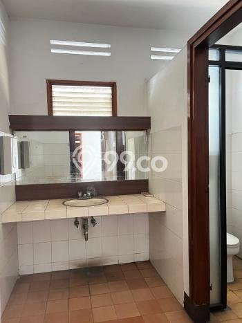 Hunian Modern Dikontrakkan 4 Kamar di Coblong Boleh Nego Hunian Modern Dikontrakkan 4 Kamar di Coblong Boleh Nego