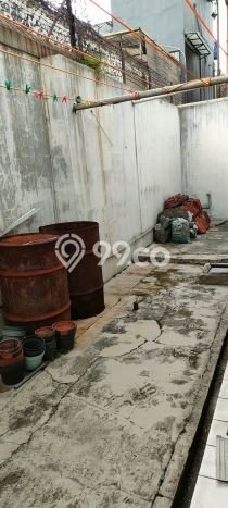 NEW LISTING! Rumah Strategis di , Luas 340m2m² Bangunan 280m2m² NEW LISTING! Rumah Strategis di , Luas 340m2m² Bangunan 280m2m²
