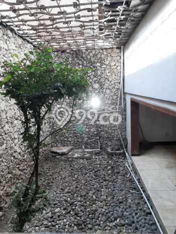 Rumah Mewah LB 400m2 Siap Pakai Desain Elegan di Riau, Bandung Rumah Mewah LB 400m2 Siap Pakai Desain Elegan di Riau, Bandung