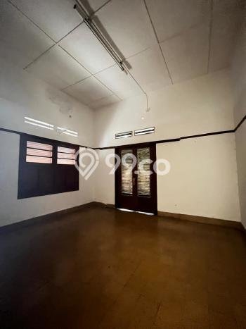 Hunian Modern Dikontrakkan 4 Kamar di Coblong Boleh Nego Hunian Modern Dikontrakkan 4 Kamar di Coblong Boleh Nego
