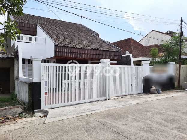 Rumah Mewah LB 400m2 Siap Pakai Desain Elegan di Riau, Bandung Rumah Mewah LB 400m2 Siap Pakai Desain Elegan di Riau, Bandung