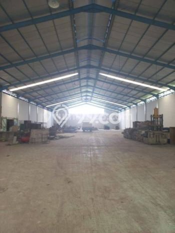 Gudang Lokasi Premium di Kotabumi, Luas 3000m², Pusat Niaga Gudang Lokasi Premium di Kotabumi, Luas 3000m², Pusat Niaga