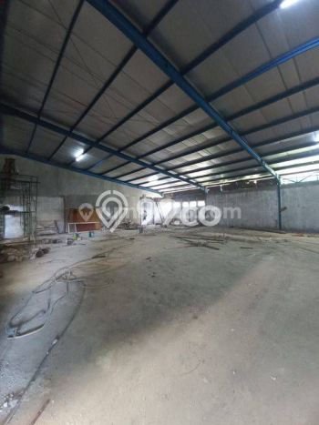 Gudang Lokasi Premium di Kotabumi, Luas 3000m², Pusat Niaga Gudang Lokasi Premium di Kotabumi, Luas 3000m², Pusat Niaga