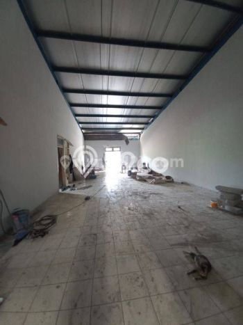 Gudang Lokasi Premium di Kotabumi, Luas 3000m², Pusat Niaga Gudang Lokasi Premium di Kotabumi, Luas 3000m², Pusat Niaga