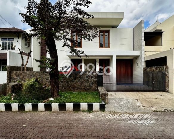 Rumah Mewah LB 323m2 Siap Pakai Desain Elegan di Lebak Bulus, Jakarta Selatan Rumah Mewah LB 323m2 Siap Pakai Desain Elegan di Lebak Bulus, Jakarta Selatan