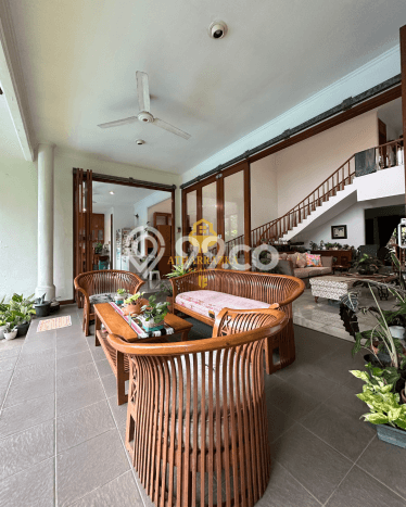 Ready to Use! Premium House LT 2593m2 Desain Modern di Kemang Ready to Use! Premium House LT 2593m2 Desain Modern di Kemang