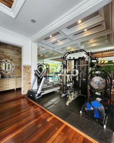 Rumah Luxury Modern Siap Huni di Kemang Jakarta Selatan Rumah Luxury Modern Siap Huni di Kemang Jakarta Selatan