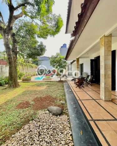 Ready to Use! Premium House LT 750m2 Desain Elegan di Kemang Ready to Use! Premium House LT 750m2 Desain Elegan di Kemang