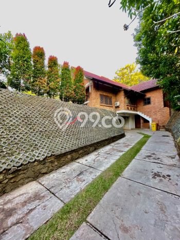 Rumah Elit Modern Siap Huni di Jagakarsa Jakarta Selatan Rumah Elit Modern Siap Huni di Jagakarsa Jakarta Selatan