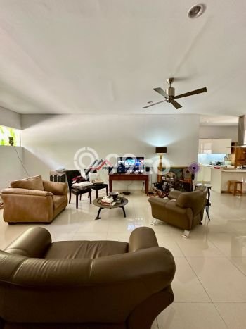 Hunian Eksklusif Dijual LT 247m2 di Jagakarsa, Jakarta Selatan Hunian Eksklusif Dijual LT 247m2 di Jagakarsa, Jakarta Selatan