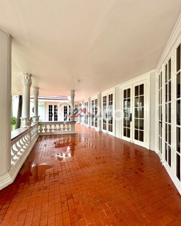 For Sale Rumah Elit Exclusive di Kebayoran Baru, Jakarta Selatan For Sale Rumah Elit Exclusive di Kebayoran Baru, Jakarta Selatan