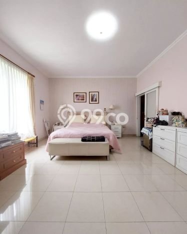 Siap Huni Hunian Elit 5 Kamar di Cilandak Dekat ke Mana Pun Siap Huni Hunian Elit 5 Kamar di Cilandak Dekat ke Mana Pun