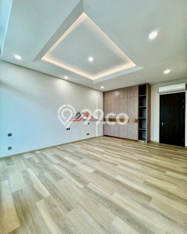 Hunian Mewah LB 300m2 Siap Huni Desain Elegan di Pondok Indah, Jakarta Selatan Hunian Mewah LB 300m2 Siap Huni Desain Elegan di Pondok Indah, Jakarta Selatan
