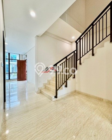 Hunian Mewah LB 300m2 Siap Huni Desain Elegan di Pondok Indah, Jakarta Selatan Hunian Mewah LB 300m2 Siap Huni Desain Elegan di Pondok Indah, Jakarta Selatan