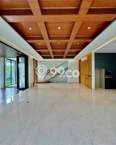 Rumah Mewah LB 523m2 Siap Huni Desain Elegan di Cipete, Jakarta Selatan Rumah Mewah LB 523m2 Siap Huni Desain Elegan di Cipete, Jakarta Selatan
